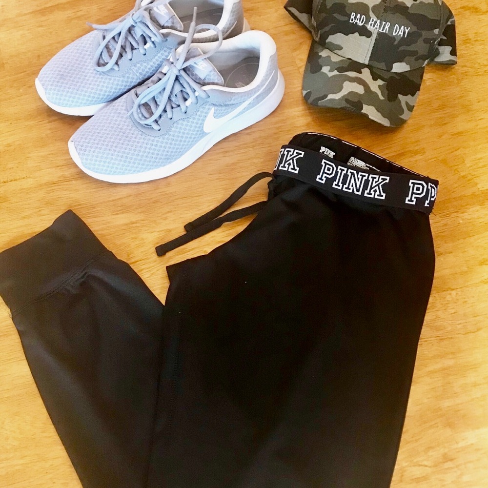 VS Pink Ultimate joggers